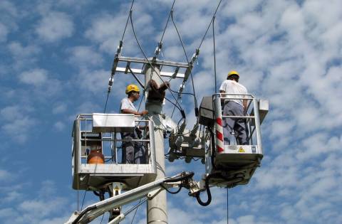 Elektromonterji so steber zanesljive preskrbe z električno energijo